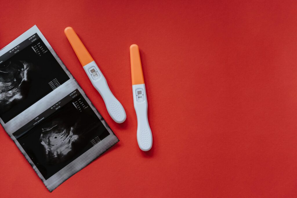 Pregnancy Test Apps: Track Symptoms, Cycles, and Signs Easily