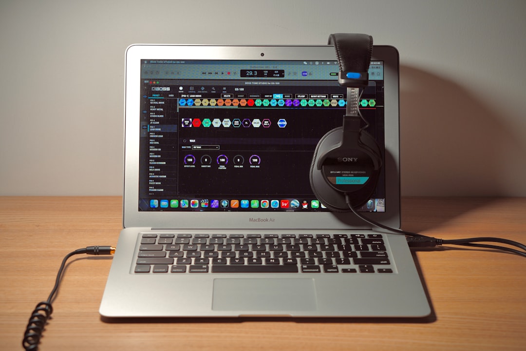 Learn to Play Guitar Online: Complete Beginner's Guide