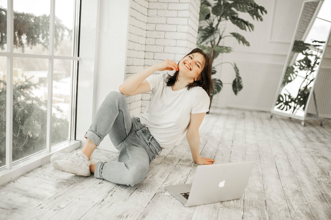 Learn Pilates Online: Complete Beginner’s Guide and Program