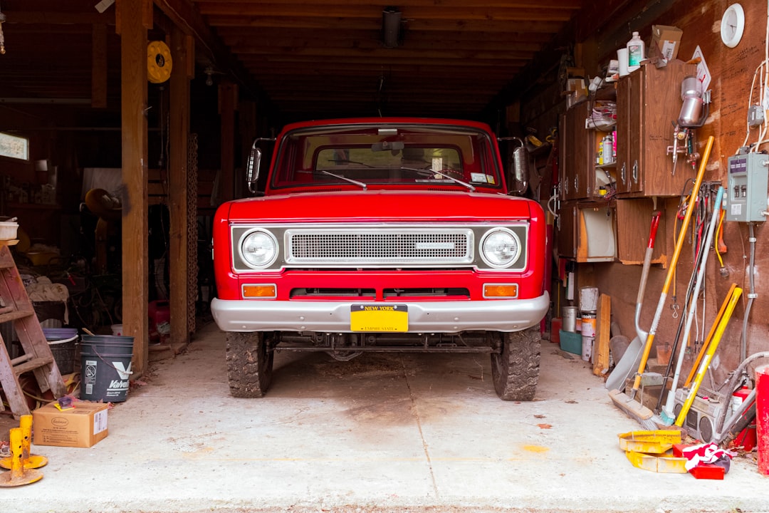 Learn About Classic Cars Online: Complete Beginner's Guide